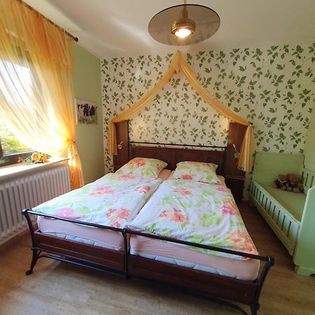 Ferienwohnung Am Traumgarten, 35646 Uplengen Екстериор снимка